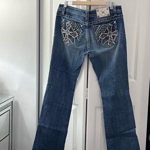 Miss Me jeans. Size 33 -Signature Boot